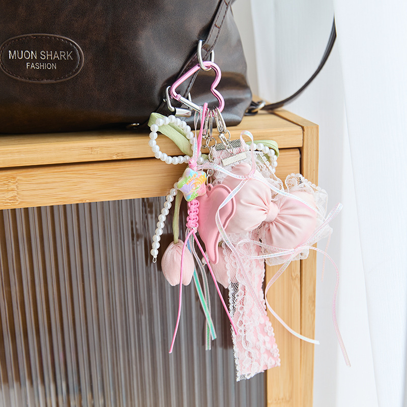 Minimalist and stylish summer woven bag charm keychain, Charms Craft Supply | Canada & USA and Europe Wide FREE shipping