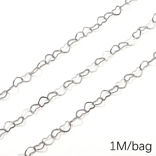 Stainless steel chain 4.5x6 flat heart shape wire diameter about 0.5mm chain width about 4.5mm heart shape 4.5x6mm-0.5m/pack,chaincharmsupply.com