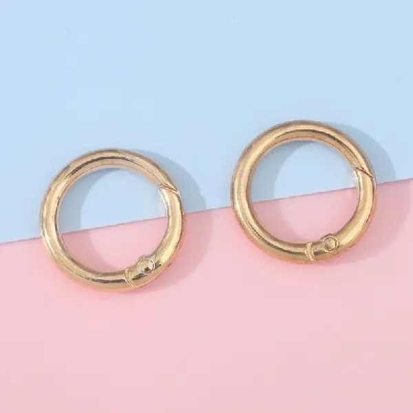 KC Gold 28mm 5pcs/pack,chaincharmsupply.com