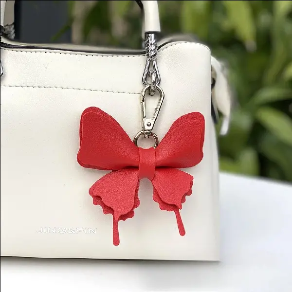Bright red,chaincharmsupply.com