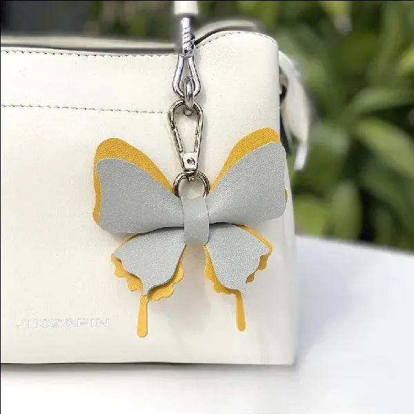 Light gray+yellow,chaincharmsupply.com