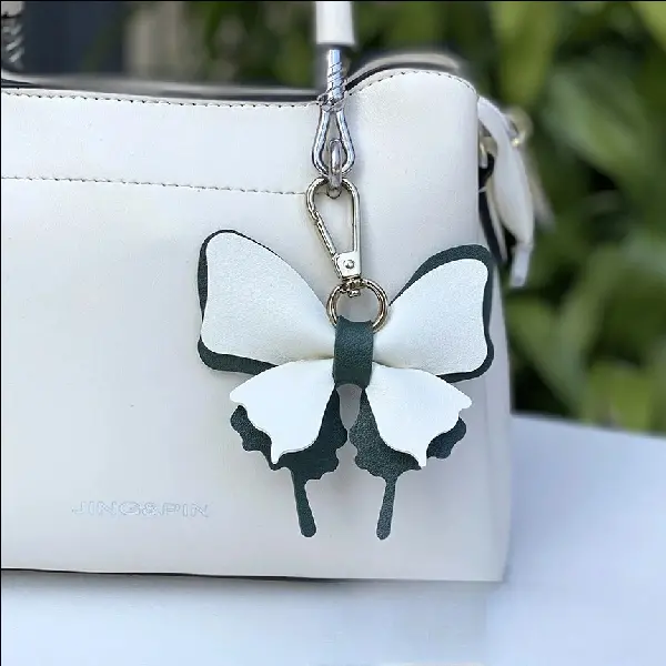 White+dark green,chaincharmsupply.com