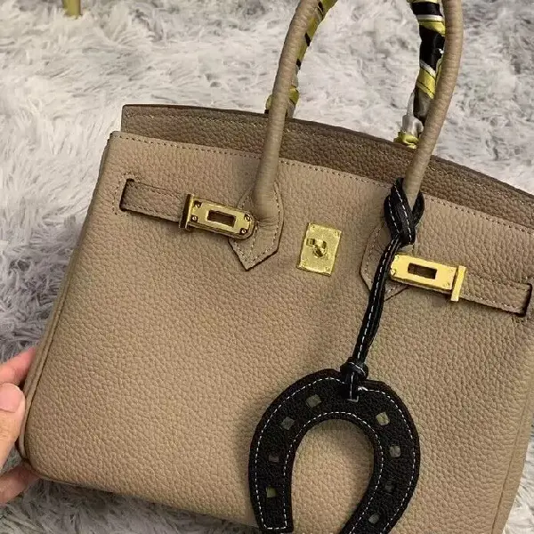Black,chaincharmsupply.com