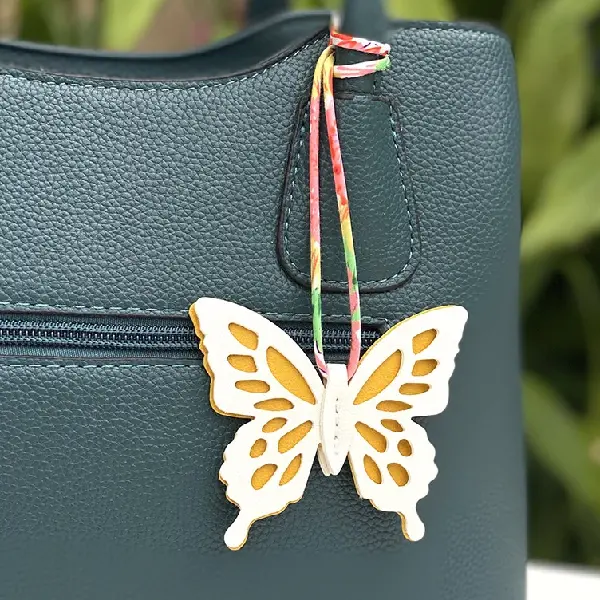 White+yellow,chaincharmsupply.com