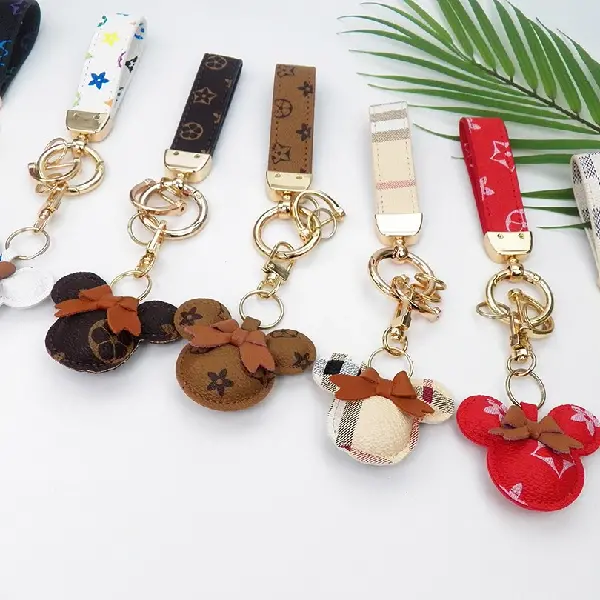 Yellow flower + keychain,chaincharmsupply.com