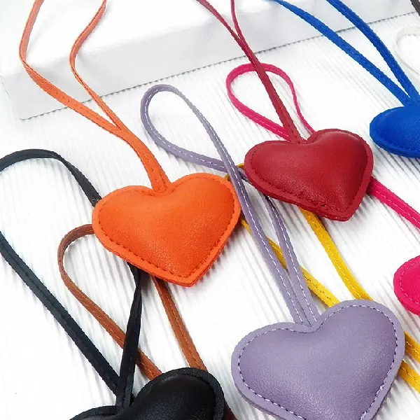 Purple-peach heart diameter 7CM, rope length 20Cm,chaincharmsupply.com