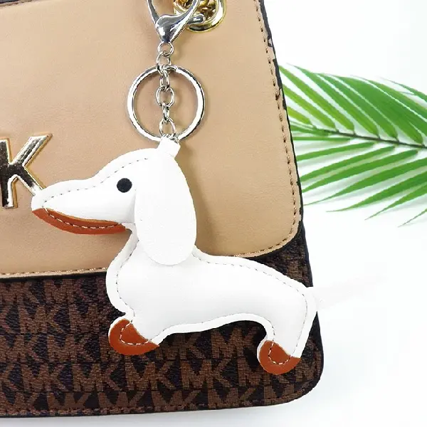 White + silver keychain,chaincharmsupply.com