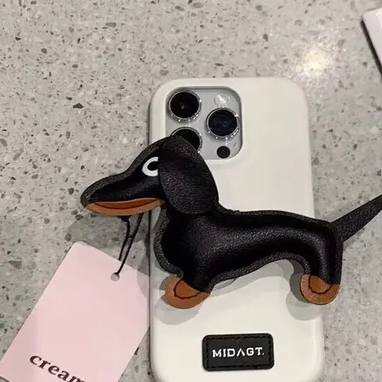 Black dachshund dog without leash and buckle,chaincharmsupply.com