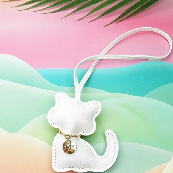 White,chaincharmsupply.com