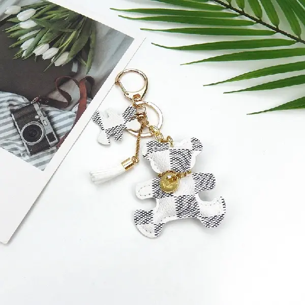 White grid,chaincharmsupply.com
