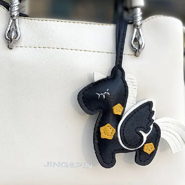 Black-9*11CM,chaincharmsupply.com