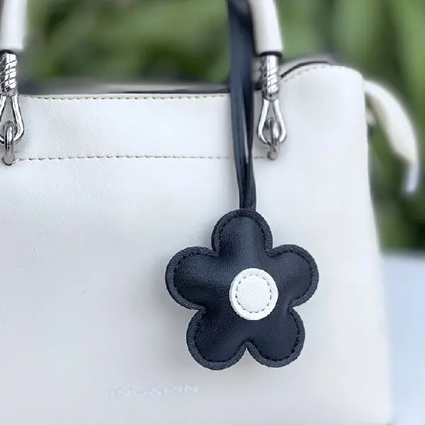 Black,chaincharmsupply.com