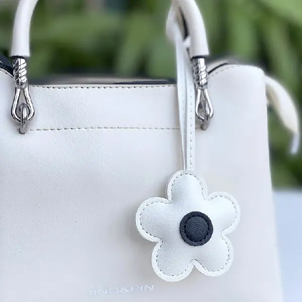 White,chaincharmsupply.com