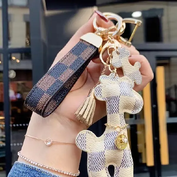 White grid + keychain,chaincharmsupply.com