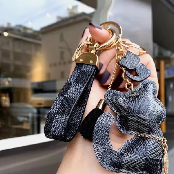 Black grid + keychain,chaincharmsupply.com