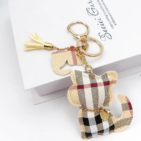 Cat,chaincharmsupply.com