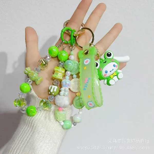 Green color (chain, random doll styles),chaincharmsupply.com