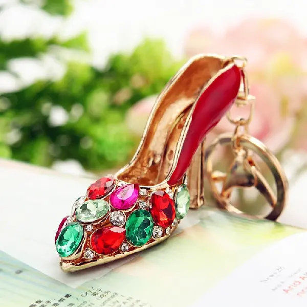 Crystal Slippers in Big Red-single OPP bag packaging,chaincharmsupply.com