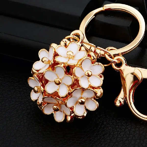 Hollow flower ball white-single OPP bag packaging,chaincharmsupply.com