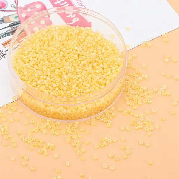 Bright yellow-3mm, hole diameter about 0.8mm, 10g/pack, about 220 pieces,chaincharmsupply.com