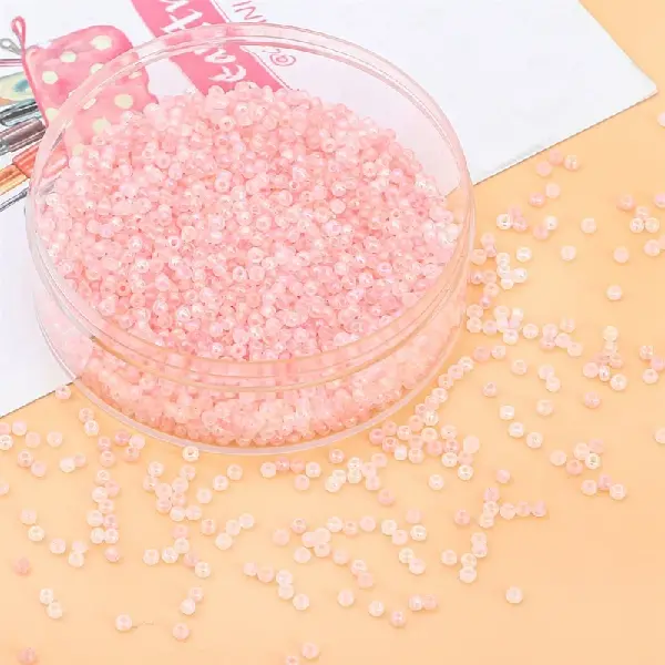 Pink color - 3mm, aperture about 0.8mm, 10g/pack, about 220 pieces,chaincharmsupply.com