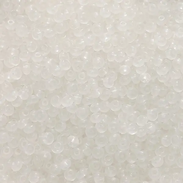 Ice jade-10g/pack, about 150 pieces, 2x4mm, hole diameter about 1mm,chaincharmsupply.com