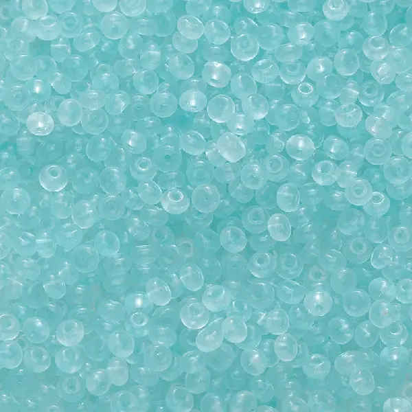 Ice Orchid-10g/pack, about 150 pieces, 2x4mm, hole diameter about 1mm,chaincharmsupply.com
