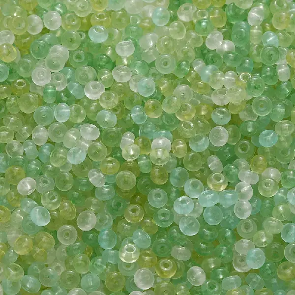 Jade green series-10g/pack, about 150 pieces, 2x4mm, aperture about 1mm,chaincharmsupply.com