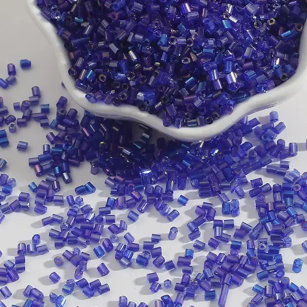 Royal blue-2mm 15g/pack about 700 pieces,chaincharmsupply.com