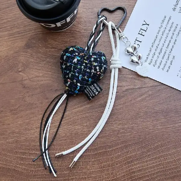 Black,chaincharmsupply.com