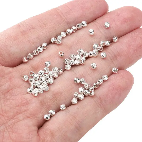 Patterned flower beads 3x3mm, hole diameter about 1.5mm - silver, about 25 pcs/pack,chaincharmsupply.com