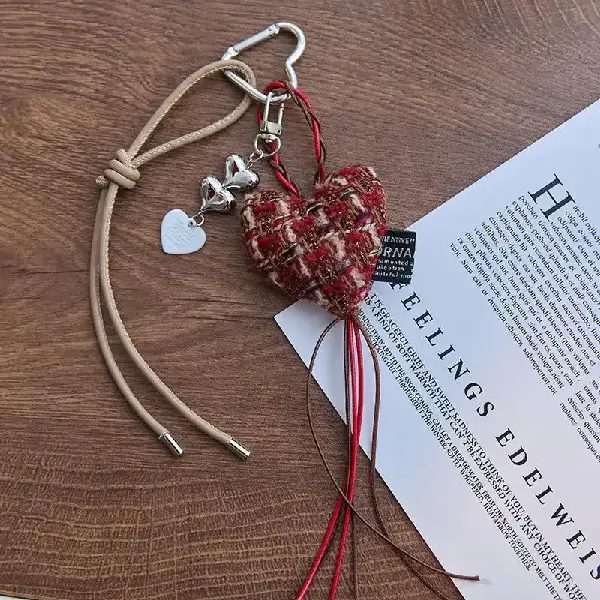Claret,chaincharmsupply.com