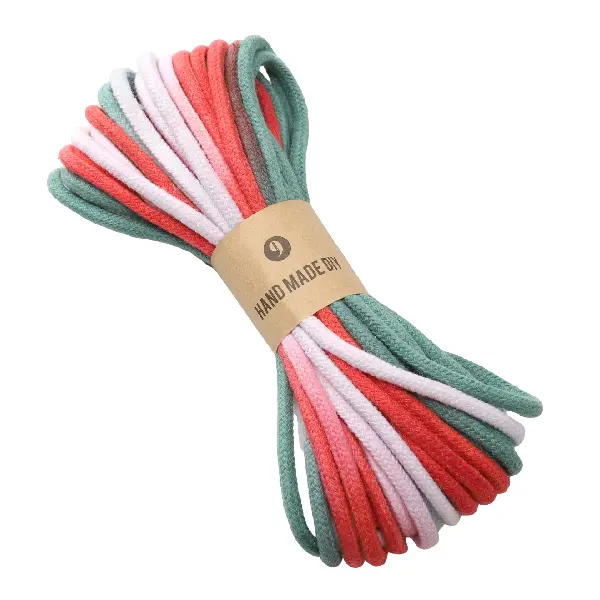 Red and green color - about 4mm thick, 10 meters/pack,chaincharmsupply.com