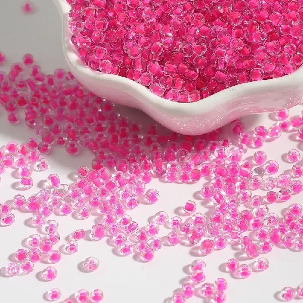 Glass dye core rice beads fluorescent powder-4mm 15g/pack about 150 pieces,chaincharmsupply.com