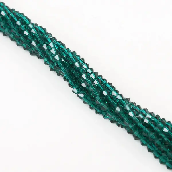 Hole green-4mm, about 80-85 pieces/pack,chaincharmsupply.com