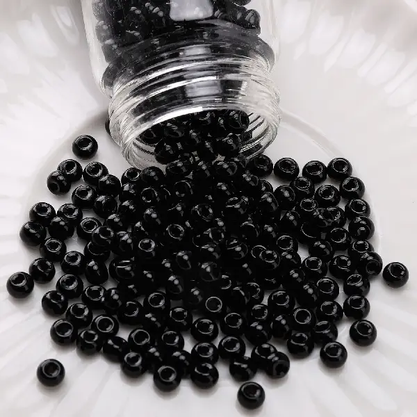 Black 4mm, hole diameter about 1mm, 10g/pack, about 150 pieces,chaincharmsupply.com