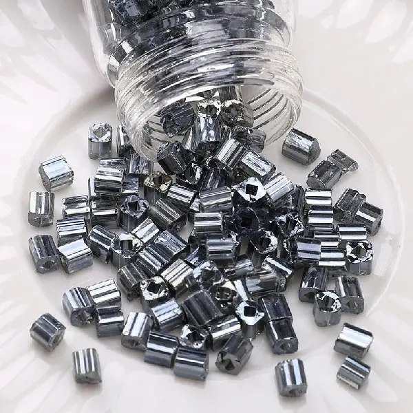 Square beads gray blue 4mm hole diameter about 1mm 10g/pack about 110 pieces,chaincharmsupply.com