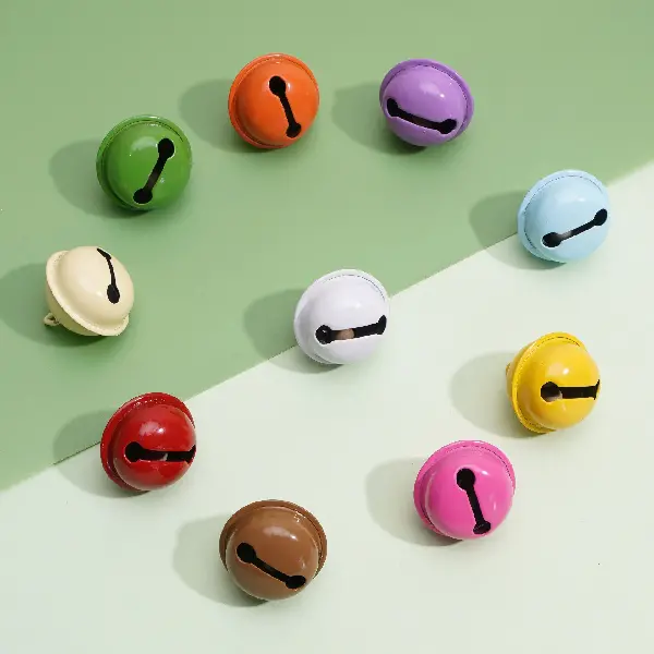 Iron spray-painted bells 22*24mm 10 pcs/pack,chaincharmsupply.com